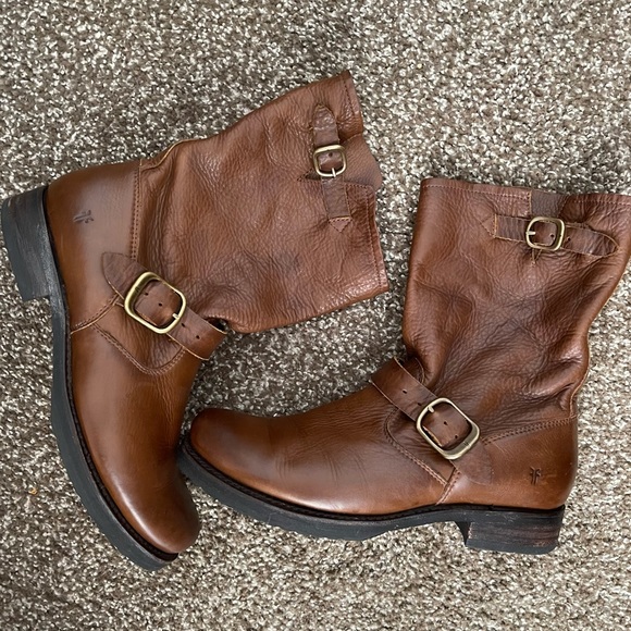 Frye Shoes - Frye Short Veronica Boots Size Nine Dark Brown 9